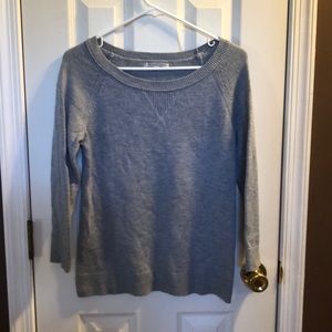 ✨4 for $25✨ Gap grey sweater
